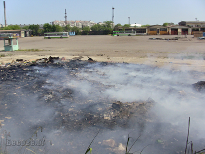 Цигани подпалиха гуми в „Бургас бус”, бул. ”Тодор Александров” потъна в дим