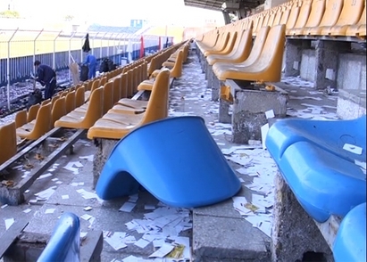 Коко Динев плаща погрома на стадион „Лазур”