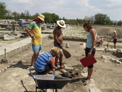 Цветът на българската археологическа наука идва в Бургас