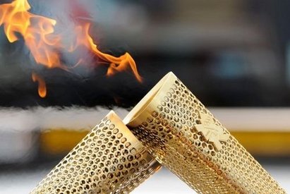 Поморийски спортисти пренасят олимпийския огън