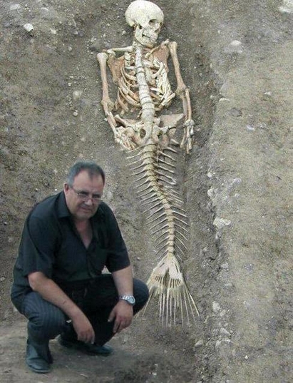 Проф.Димитров откри древен скелет на русалка край Созопол?