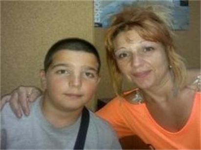 Треньорка души млад плувец от "Черноморец", баща му й отмъщава с юмруци