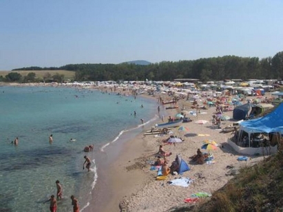 “Бургас бийч” стъпи на плажа в Черноморец, ще прави сериозни инвестиции