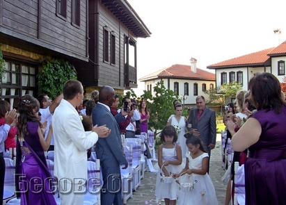 Шато „Рубаят“ в село Медово – култово място за сватбари, бизнесмени, влюбени и...