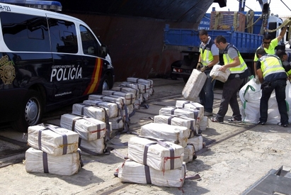 Моряците от наркокораба остават в ареста, знаели какво пренасят