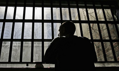 Българин ще лежи 4 г. в щатски затвор за източване на банкови карти