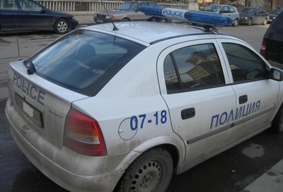 Откраднаха 3 бона и техника от къща в Созопол