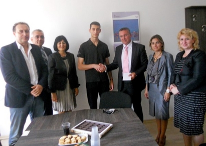 Даровит студент получи стипендия от депутатите на ГЕРБ-Бургас