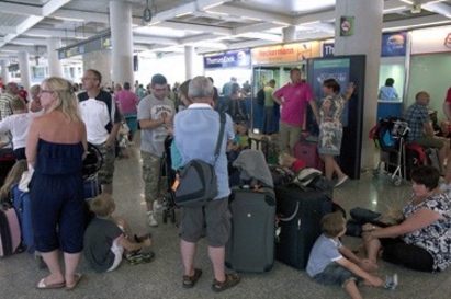 Българите, блокирани в Испания, чакат без храна превоз до родината