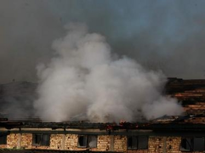 Покрив-бомба запали класна стая с 18 деца в Руенско
