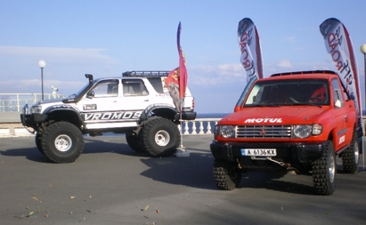 Зрелищен автокеч вдига адреналина на "Бургас Off Road 2012"