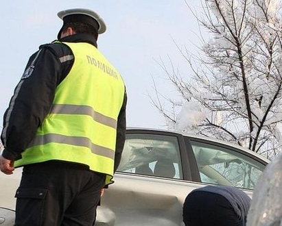Бургазлия отмъщава на полицай - топи го за катастрофа