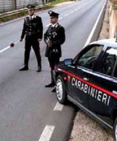 Италианци регистрират колите си на имената на роми в България