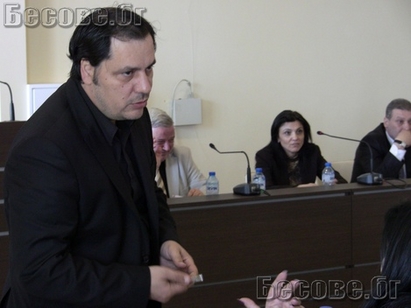 Общински съветник спаси касата на ДЗИ-Бургас