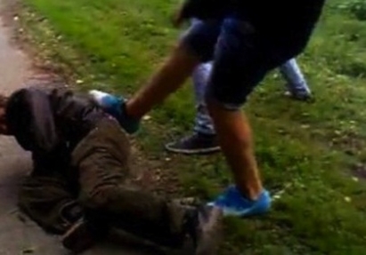13-годишен намушка с нож младеж в Бургас