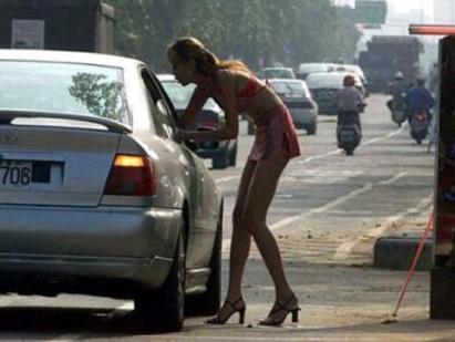 Мъж с БМВ намушка български проститутки във Венеция