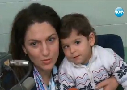 Лекуват с кислород под налягане дете с парализа от Бургас