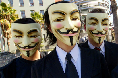 Трима от «Анонимните» осъдени за кибератаки