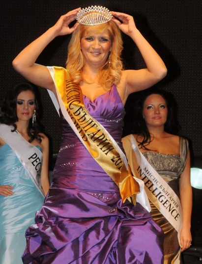 Заловиха с фалшиви 20 000 евро мъжа на „Мисис България 2012”