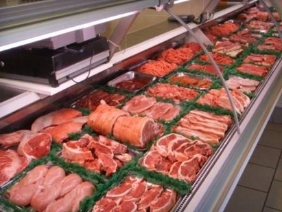 Внимавайте, когато си купувате месо от магазина (ВИДЕО)