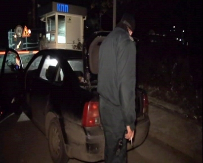 Претърсват коли и багажи край Летище Бургас заради сигнал за бомба