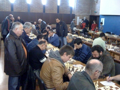 Търновски гросмайстор спечели шахматния турнир в памет на Александър Хаджипетров