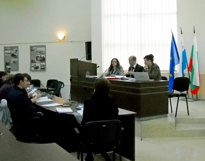 Съветниците в Приморско влязоха в нова зала, конкурират Созопол