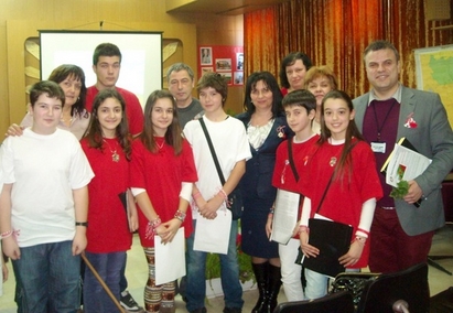 Бургаски ученици  преписаха Паисиевата история