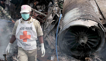 Самолет се разби в Конго, десетки загинаха