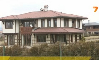 Плевнелиев и Прокопиев били съседи, купували имоти на ниска цена