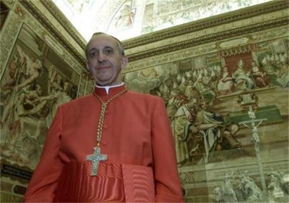 Аржентинският кардинал Хорхе Марио Берголио е новият папа