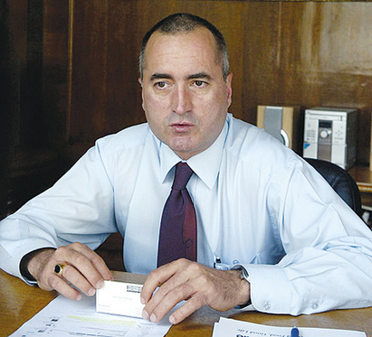 Новият икономически министър Асен Василев уволни Иво Маринов
