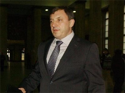 Алексей Петров призна, че е предлагал пари на Сашо Диков