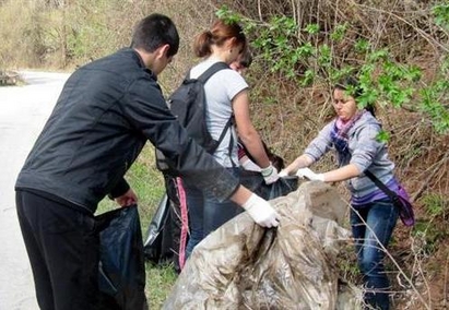Мащабно пролетно почистване на Свети Влас организира кметството