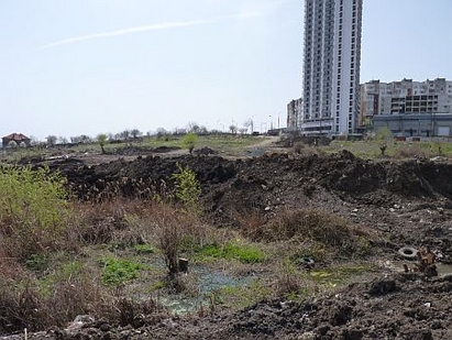 Обявиха нова обществена поръчка за закрития басейн в „Меден Рудник”