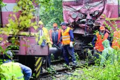 Два влака се блъснаха в тунел в Белград, има ранени