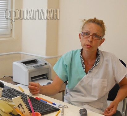 Бесен зет разбил носа на медицински секретар в МБАЛ-Бургас, крещейки: „Ку.во, дай епикризата”
