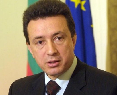 Първият сблъсък: БСП предлага Янаки Стоилов за председател на парламента, Атака - Явор Нотев