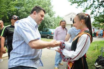 Депутатът Атанас Зафиров: Ще даря първата си заплата  за довършване на паметника на  Левски в Руен