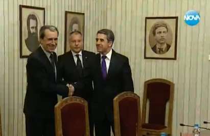 Орешарски представя в президентството бъдещите министри