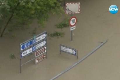 Вълтава повишава нивото си, седем загинали при потопа