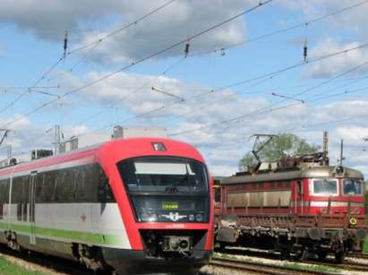 Спират влака "Чайка" за Бургас