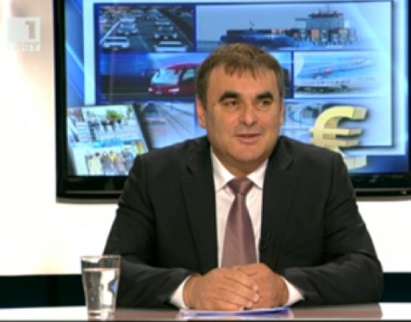 Министърът на транспорта: Документите на таксито са изрядни