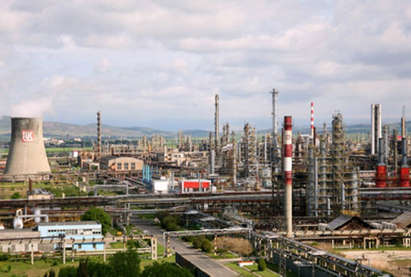 Пожар е възникнал в инсталация в нефтозавода в Бургас