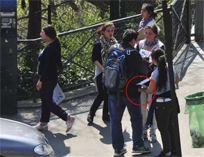 Френски журналисти заснеха как крадат българските цигани в Париж (снимки)
