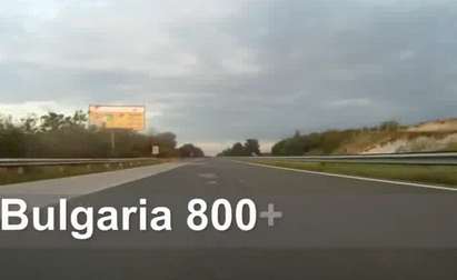 Клип в мрежата показва как „Порше“ взема пътя Бургас – София за 2 часа (ВИДЕО)