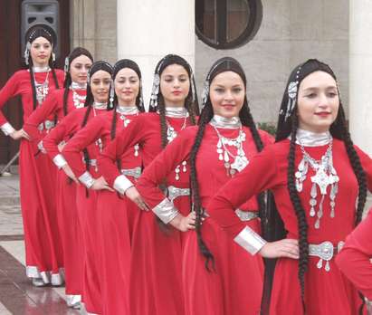 15 състава ще участват в бургаския Международен фолклорен фестивал