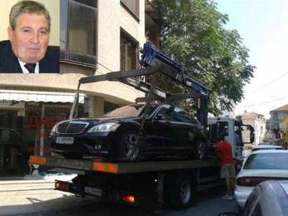 Паяк вдигна скъпарския мерцедес на строителения бос Димитър Янакиев