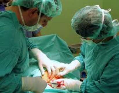 Лекари  отстраниха  23-килограмов тумор от корема на пациентка