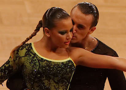 Щутгарт аплодира бургаските танцьори Ванеса Манева-Лоренцо Сика – трети сред 156 двойки от цял свят